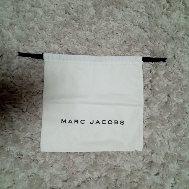 MARC JACOBS(マークジェイコブス)のマークジェイコブス　MARC JACOBS 保存袋　巾着 レディースのバッグ(ショップ袋)の商品写真