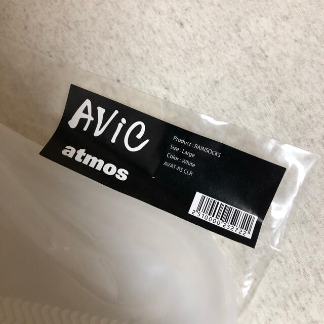 atmos(アトモス)の新品・未使用✨AVIC × atmos RAINSOCKS クリアー L メンズの靴/シューズ(その他)の商品写真