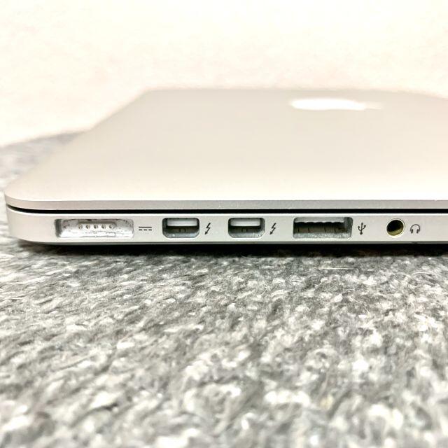 Apple(アップル)の美品 MacBook Pro 13インチ シルバー USキーボード スマホ/家電/カメラのPC/タブレット(ノートPC)の商品写真