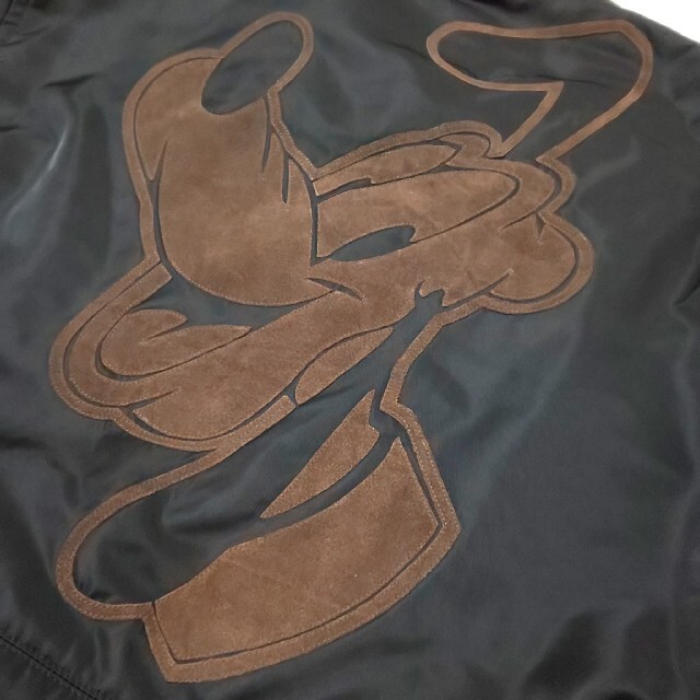 ICEBERG(アイスバーグ)の【新品同様】ICEBERG×Disney ナイロンフードジャケット プルート刺繍 メンズのジャケット/アウター(ナイロンジャケット)の商品写真