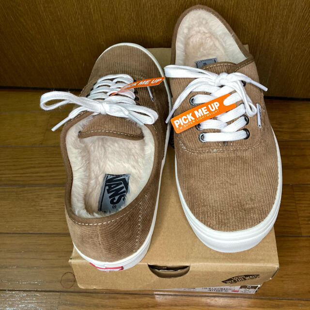 VANS(ヴァンズ)の新品 VANS バンズ オーセンティックSF ボア コーデュロイ スニーカー27 メンズの靴/シューズ(スニーカー)の商品写真