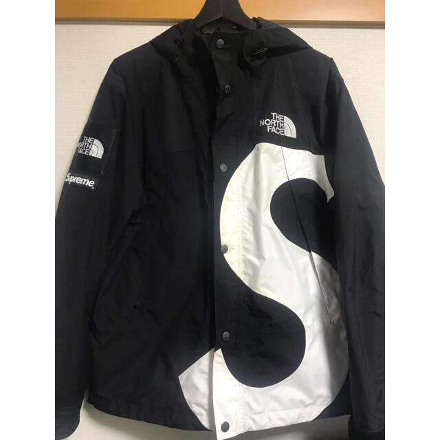 thenorthface【特別価格】Supreme The North Face マウンテンパーカー　黒