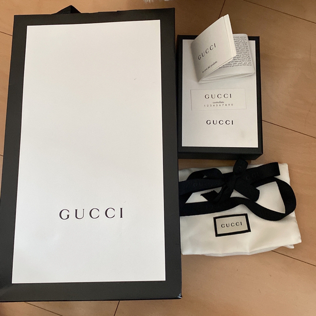 Gucci(グッチ)のミニ財布 レディースのファッション小物(財布)の商品写真