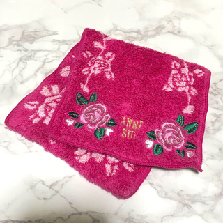 アナスイ(ANNA SUI)のANNA SUI アナスイ ポケットハンカチ 花柄  バラ ピンク(ハンカチ)