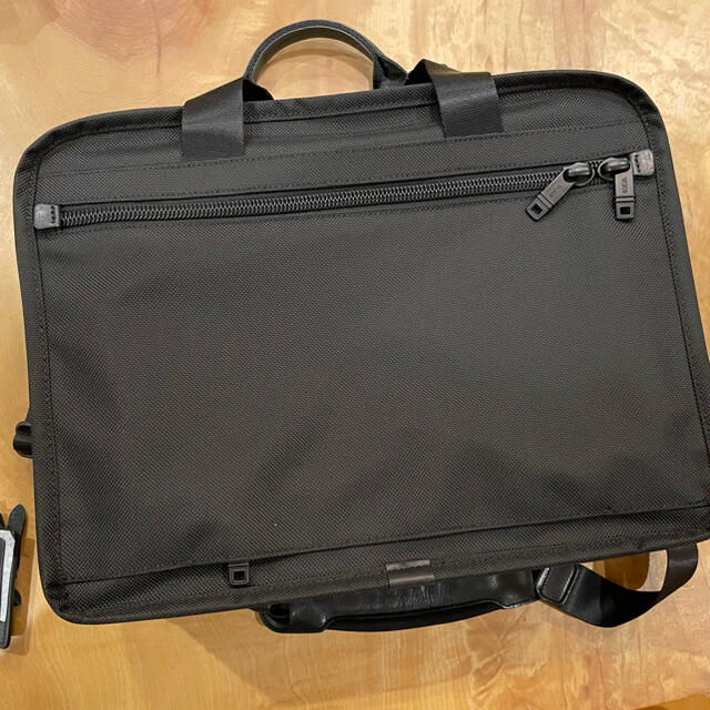 TUMI(トゥミ)のTUMI 26141DH デッドストック未使用品 メンズのバッグ(ビジネスバッグ)の商品写真