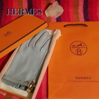 エルメス(Hermes)の未使用　レア　稀少　エルメス　手袋　レザー　マルジェラ期　水色　アシンメトリー(手袋)