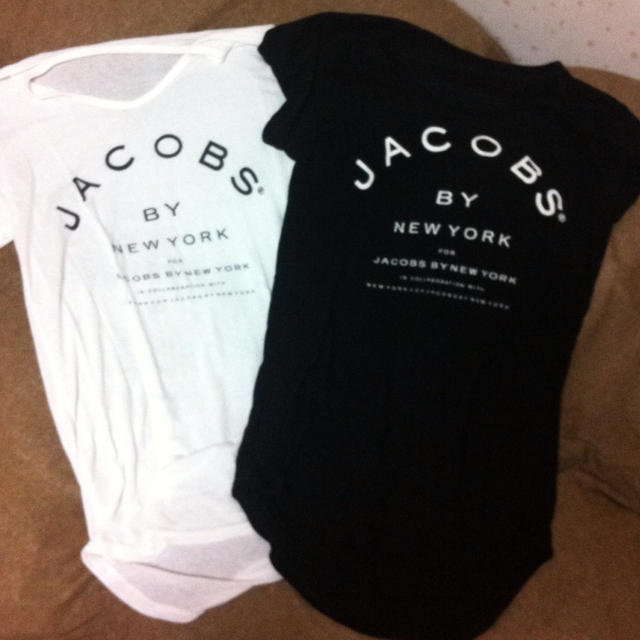 MARC JACOBS(マークジェイコブス)のパロディ Tシャツ レディースのトップス(Tシャツ(半袖/袖なし))の商品写真