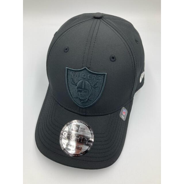 NEW ERA(ニューエラー)のニューエラ キャップ 黒 ラスベガス レイダース オールブラック ブラック メンズの帽子(キャップ)の商品写真