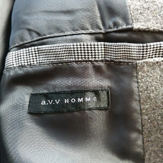 a.v.v(アーヴェヴェ)のメンズチェスターコート　L　a.v.v HOMME ライトグレ メンズのジャケット/アウター(チェスターコート)の商品写真