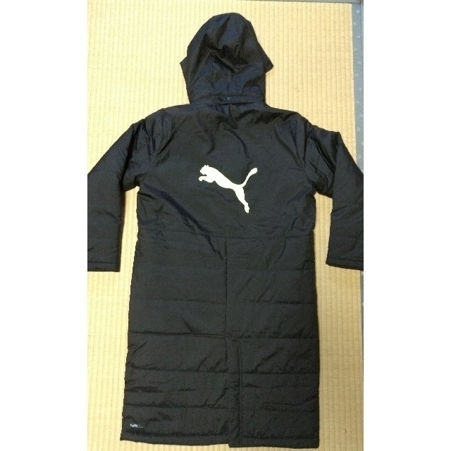 PUMA(プーマ)の【PUMA】専用ページです。新品！ベンチコート 150 スポーツ/アウトドアのサッカー/フットサル(ウェア)の商品写真