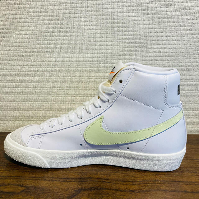 pompfury新品‼️NIKE BLAZER MID '77 ブレーザー　白　23cm