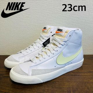 ナイキ(NIKE)の新品‼️NIKE BLAZER MID '77 ブレーザー　白　23cm(スニーカー)