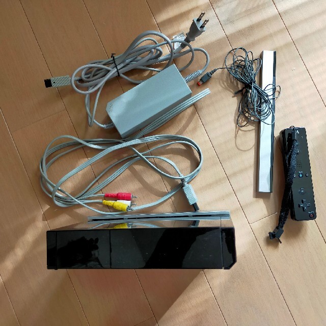 Nintendo Wii 本体 RVL-S-KJの通販 by ライム's shop｜ラクマ