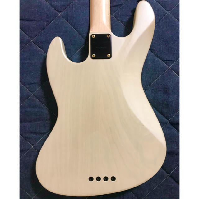 Bacchus woodline 417  楽器のベース(エレキベース)の商品写真