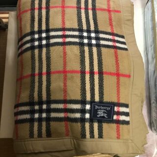 バーバリー(BURBERRY)の★新品★Burberry 綿毛布(毛布)