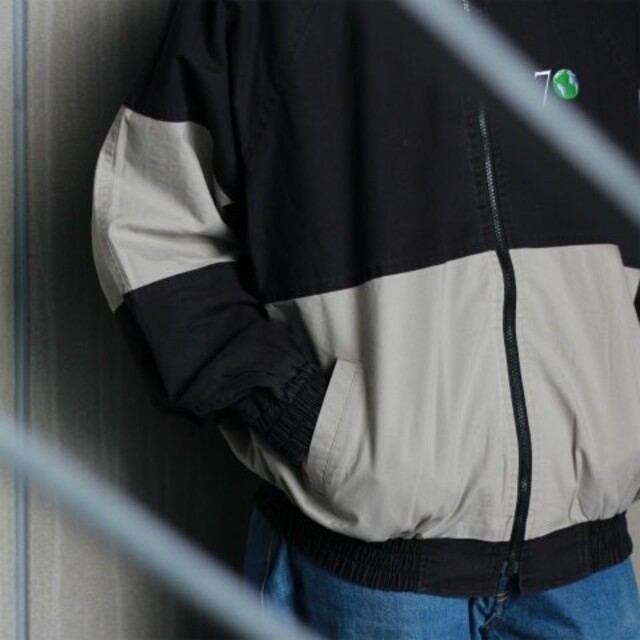 1LDK SELECT(ワンエルディーケーセレクト)の700FILL Earth Logo 2-Tone Warm-Up Jacket メンズのジャケット/アウター(ブルゾン)の商品写真
