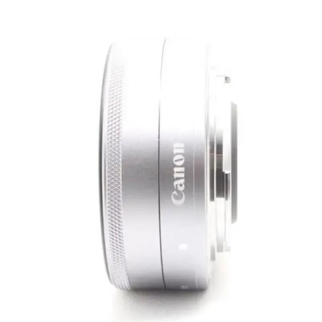 Canon(キヤノン)のキャノンミラーレス一眼単焦点レンズ☆Canon EF-M 22mm STM スマホ/家電/カメラのカメラ(レンズ(単焦点))の商品写真