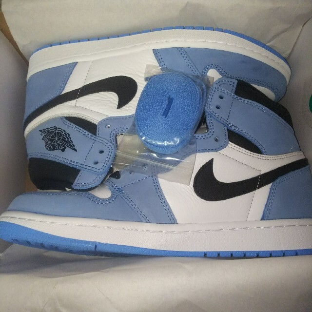 Air Jordan 1 High OG University Blue