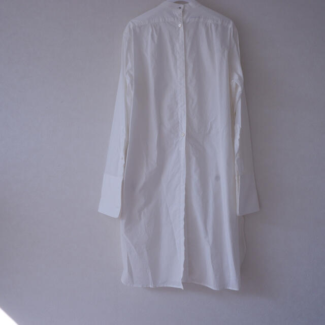 fumika uchida back open dress shirt 新品 - シャツ/ブラウス(長袖/七分)