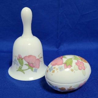 ウェッジウッド(WEDGWOOD)の廃盤 Wedgwood メドゥスイート エッグ型ボックス&呼び鈴 ウェッジウッド(小物入れ)