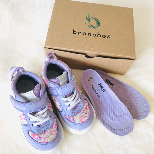 Branshes(ブランシェス)のブランシェス×IFME lightコラボスニーカー16.0 キッズ/ベビー/マタニティのキッズ靴/シューズ(15cm~)(スニーカー)の商品写真