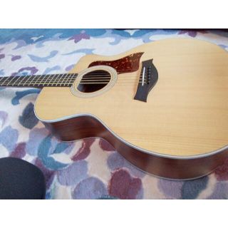 大幅値引き❗美品❗Taylor 214ce 　Rosewood (アコースティックギター)