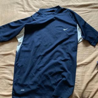 ナイキ(NIKE)のNIKE シャツ(シャツ)