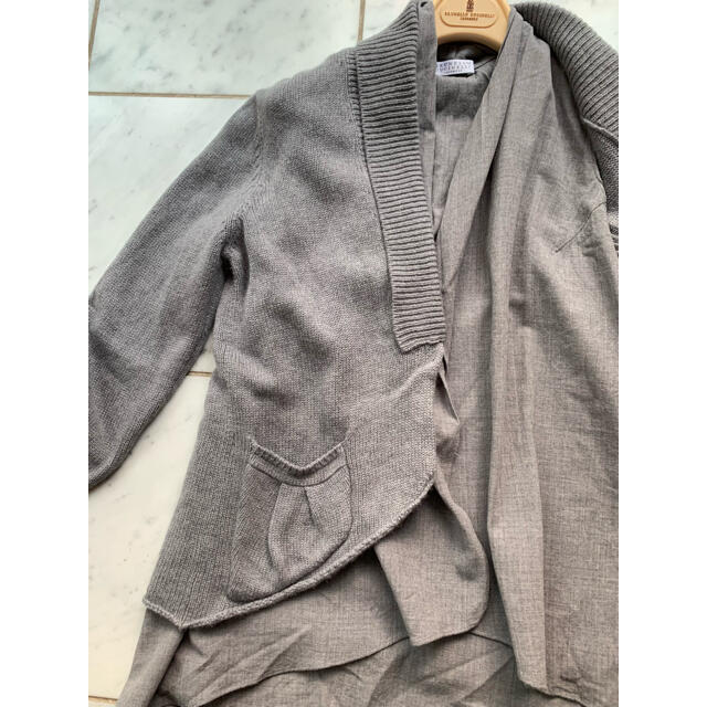 BRUNELLO CUCINELLI(ブルネロクチネリ)の専用ブルネロクチネリ　カシミヤカーディガン　グレーM／L  訳有り　 レディースのトップス(カーディガン)の商品写真