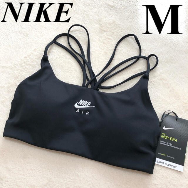 NIKE(ナイキ)のM ナイキスポブラ インディブラ　ナイキスポーツインナー スポブラ ブラ　黒 レディースのトップス(ベアトップ/チューブトップ)の商品写真