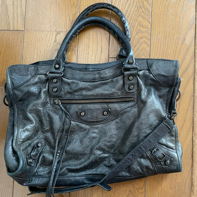 BALENCIAGA BAG(バレンシアガバッグ)のバレンシアガ　シティ レディースのバッグ(ショルダーバッグ)の商品写真