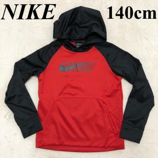 ナイキ(NIKE)の140 ナイキ裏ボアトレーナー　フーディー　トレーナー裏ボアトレーナー(Tシャツ/カットソー)