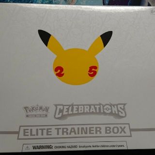 ポケモン(ポケモン)の25th Celebrations elite trainer box(Box/デッキ/パック)