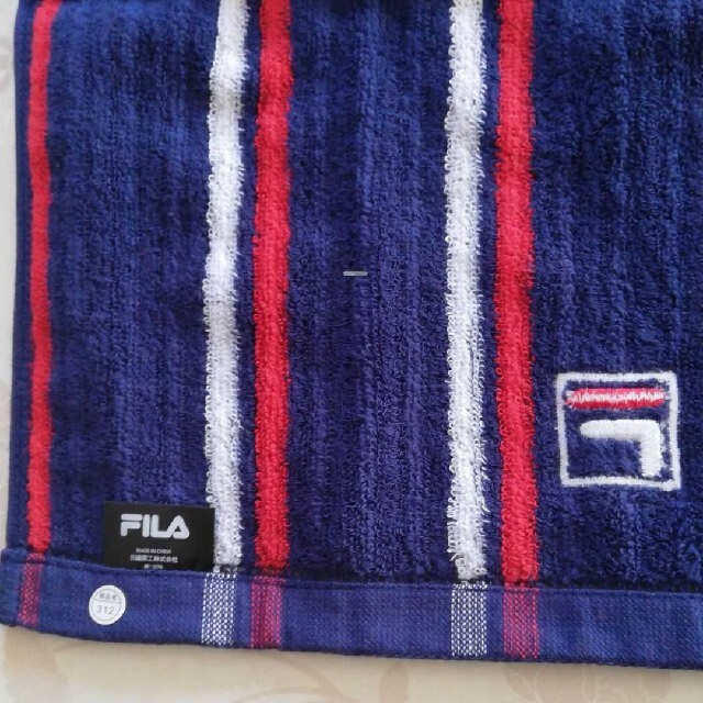 FILA(フィラ)のFILA  フィラ　ハンドタオル【新品】 インテリア/住まい/日用品の日用品/生活雑貨/旅行(タオル/バス用品)の商品写真