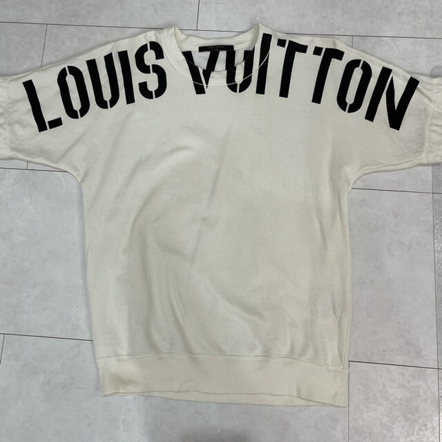Tシャツ/カットソー(半袖/袖なし)LOUIS VUITTONトレーナーTシャツ値下げします！