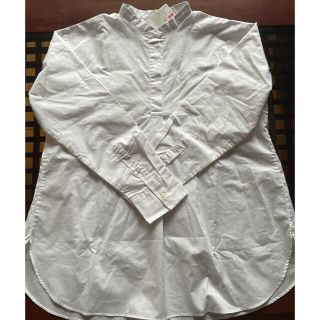 ユニクロ(UNIQLO)のユニクロ　スタンドカラー　シャツ(新品)(シャツ/ブラウス(長袖/七分))