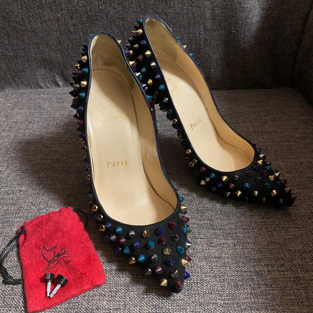 Christian Louboutin(クリスチャンルブタン)のルブタン　パンプス レディースの靴/シューズ(ハイヒール/パンプス)の商品写真