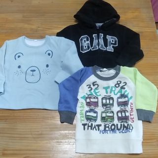 ベビーギャップ(babyGAP)のベビー用秋冬物トレーナー3点セット(ジャケット/上着)