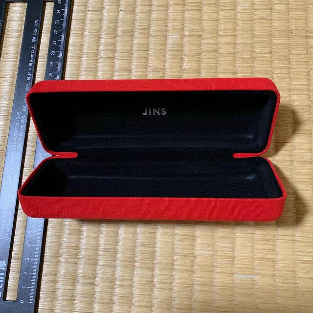 JINS(ジンズ)のJINS ジンズ　メガネケース　赤　レッド　新品未使用　子供　キッズ キッズ/ベビー/マタニティのこども用ファッション小物(その他)の商品写真