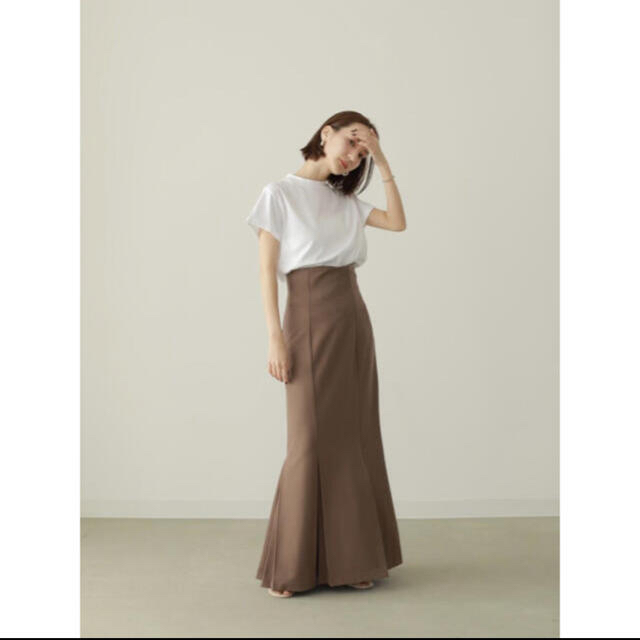 Ameri VINTAGE(アメリヴィンテージ)のlouren mermaid pleats skirt ブラウン レディースのスカート(ロングスカート)の商品写真