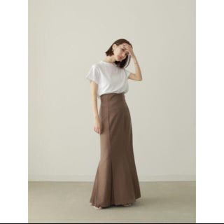 アメリヴィンテージ(Ameri VINTAGE)のlouren mermaid pleats skirt ブラウン(ロングスカート)