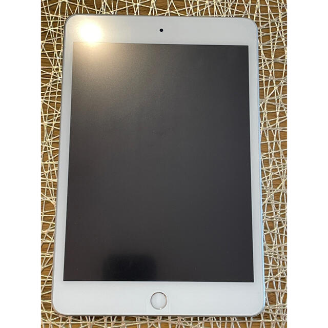 iPad mini第5世代 64GB シルバー iPad mini第5世代 64GB シルバー