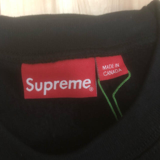 Supreme(シュプリーム)のSupreme Small Box Crewneck Blackシュプリーム メンズのトップス(スウェット)の商品写真