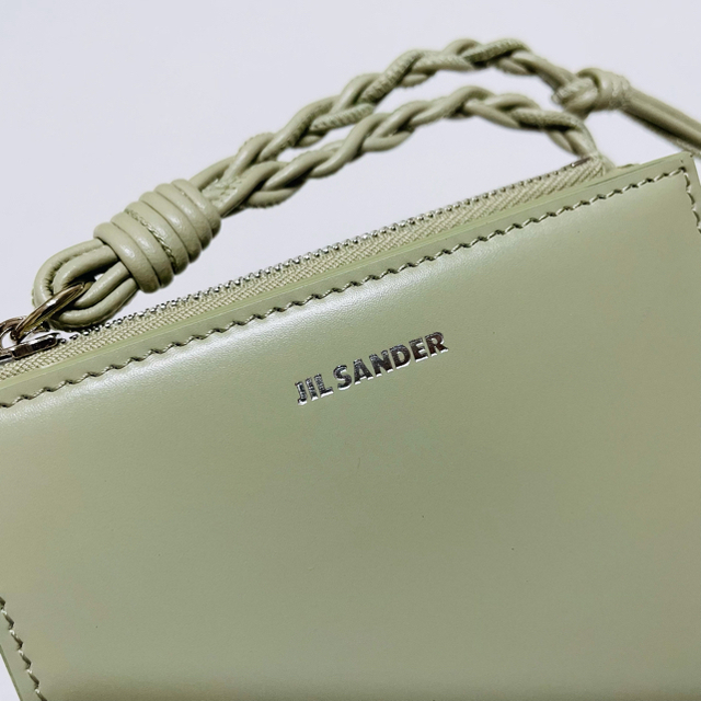 Jil Sander(ジルサンダー)の【新品未使用】JIL SANDER 二つ折り財布 レディースのファッション小物(財布)の商品写真