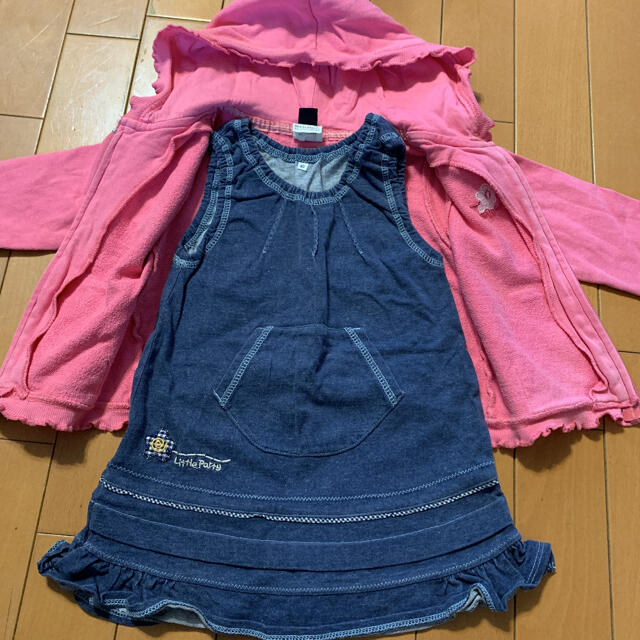 babyGAP(ベビーギャップ)のgap パーカー　90   おまけワンピース キッズ/ベビー/マタニティのキッズ服女の子用(90cm~)(その他)の商品写真