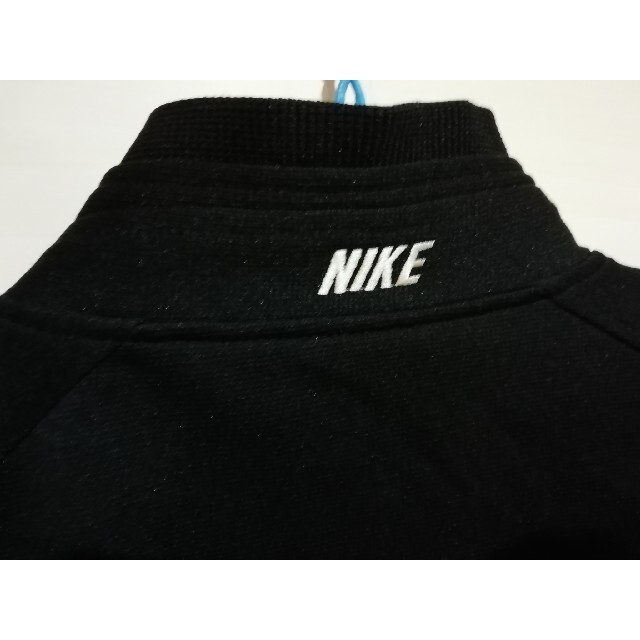 NIKE(ナイキ)のNIKE　長袖　ジップアップトップス　黒 メンズのジャケット/アウター(その他)の商品写真