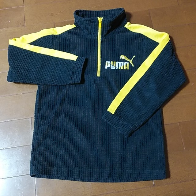 PUMA(プーマ)の「専用」プーマ　フリース　120㎝ スポーツ/アウトドアのサッカー/フットサル(ウェア)の商品写真