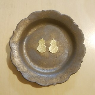 【maomao様】真鍮ネジバネ式イヤリング　鎚目　瓢箪　洋梨　ハンドメイド(ピアス)