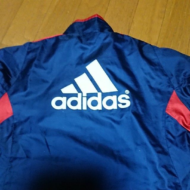 adidas(アディダス)の【adidasシャカシャカ上下セット160cm】 キッズ/ベビー/マタニティのキッズ服男の子用(90cm~)(ジャケット/上着)の商品写真