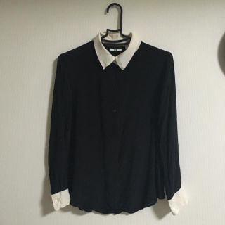 ユニクロ(UNIQLO)の100%シルクのバイカラーシャツ＊UNIQLO(シャツ/ブラウス(長袖/七分))