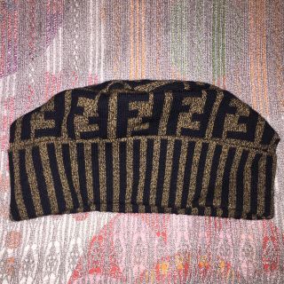 フェンディ(FENDI)の☆★FENDI／ニット帽／ズッカ柄／zucca★☆(ニット帽/ビーニー)